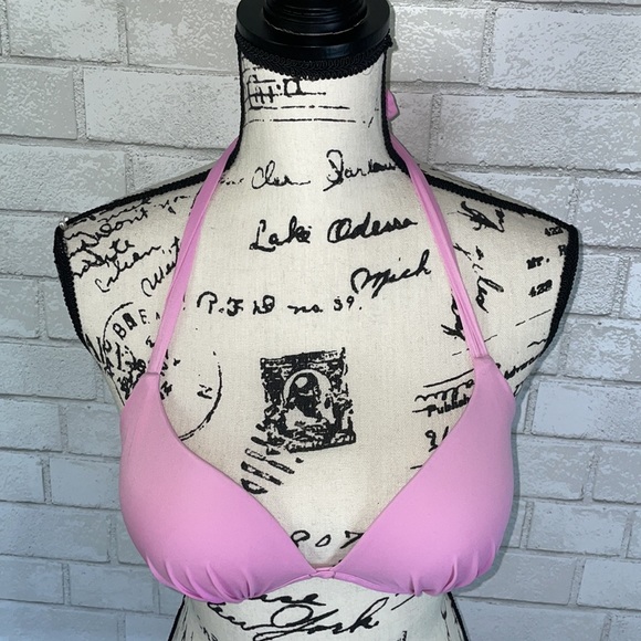 Victoria’s Secret push-up bikini top - Picture 3 of 7